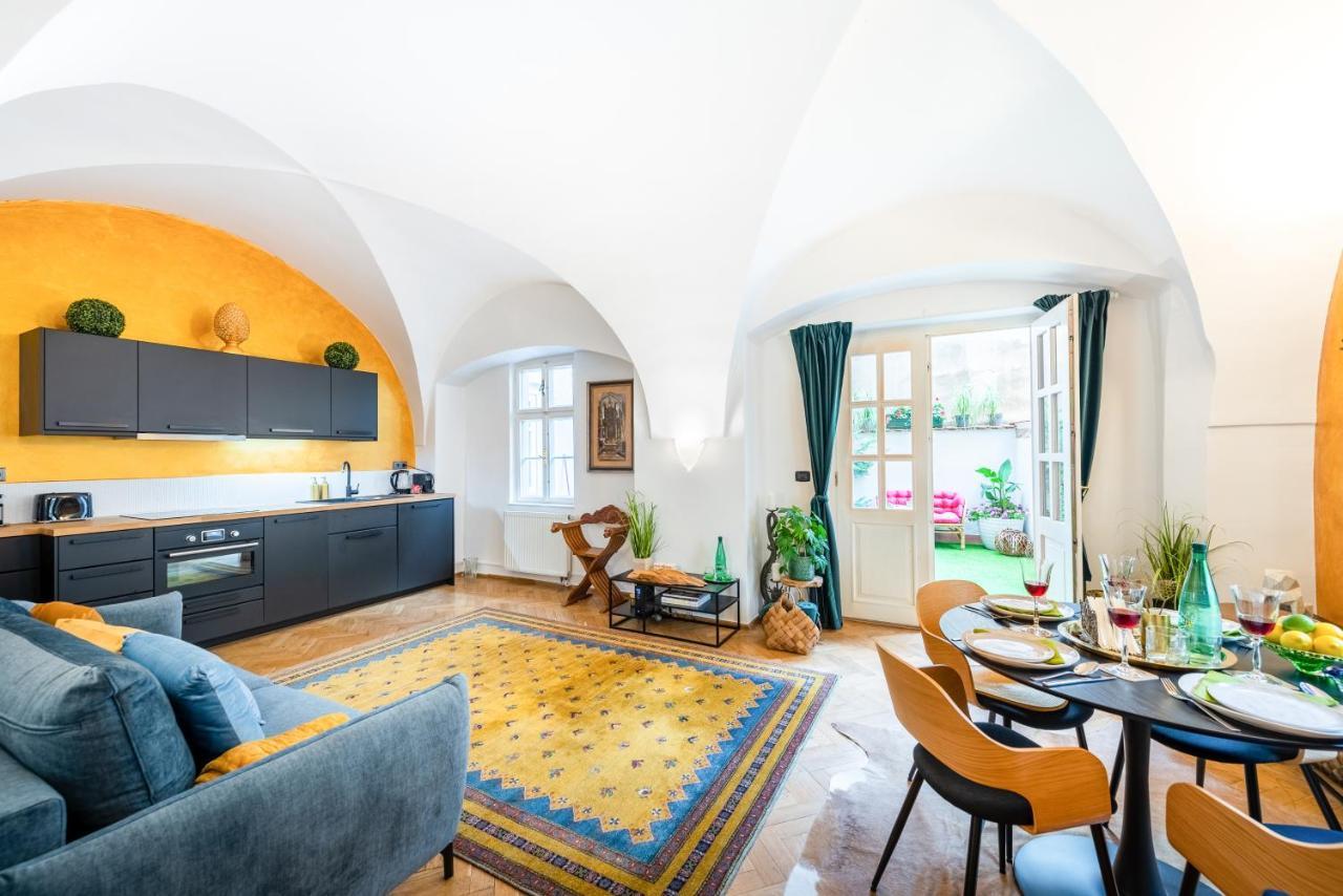 Adam'S Apartment - Best Location ปราก ภายนอก รูปภาพ